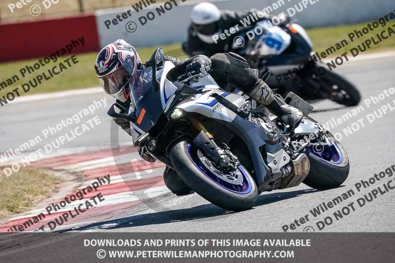 donington no limits trackday;donington park photographs;donington trackday photographs;no limits trackdays;peter wileman photography;trackday digital images;trackday photos